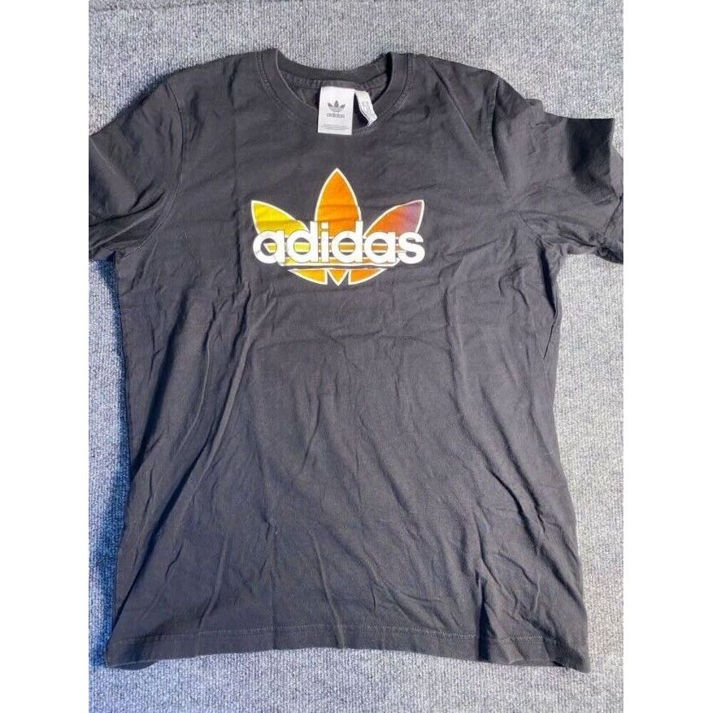 adidas Tee Shirt Mens Medium Black Graphic Print Short Sleeve Crew Neck Pullover